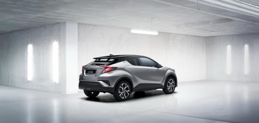  Toyota C-HR 2016 года  (фото 3 из 37)